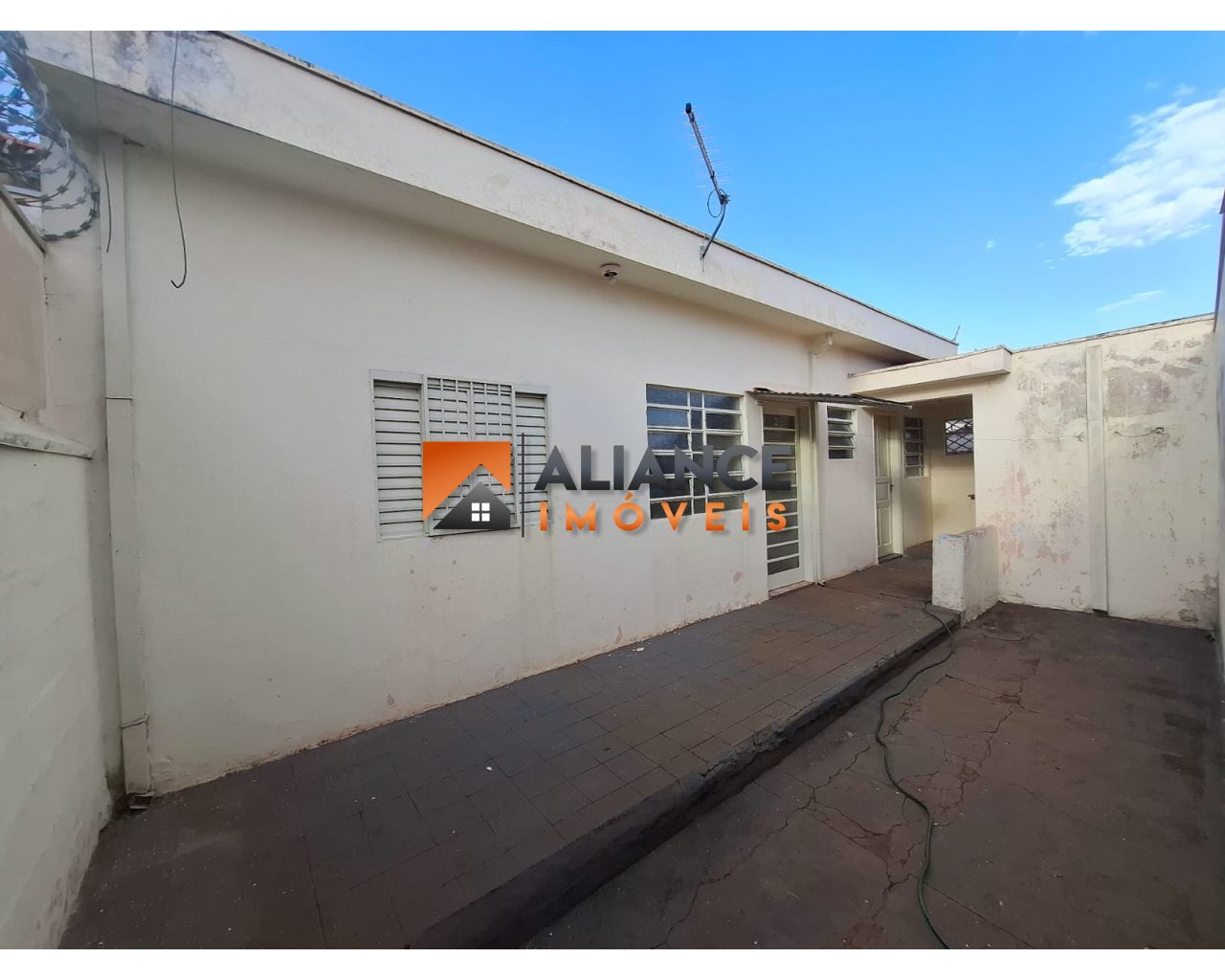 casa  para locaçao barato .jpeg