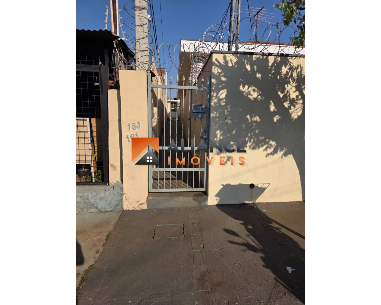 casa 02 dormitorios